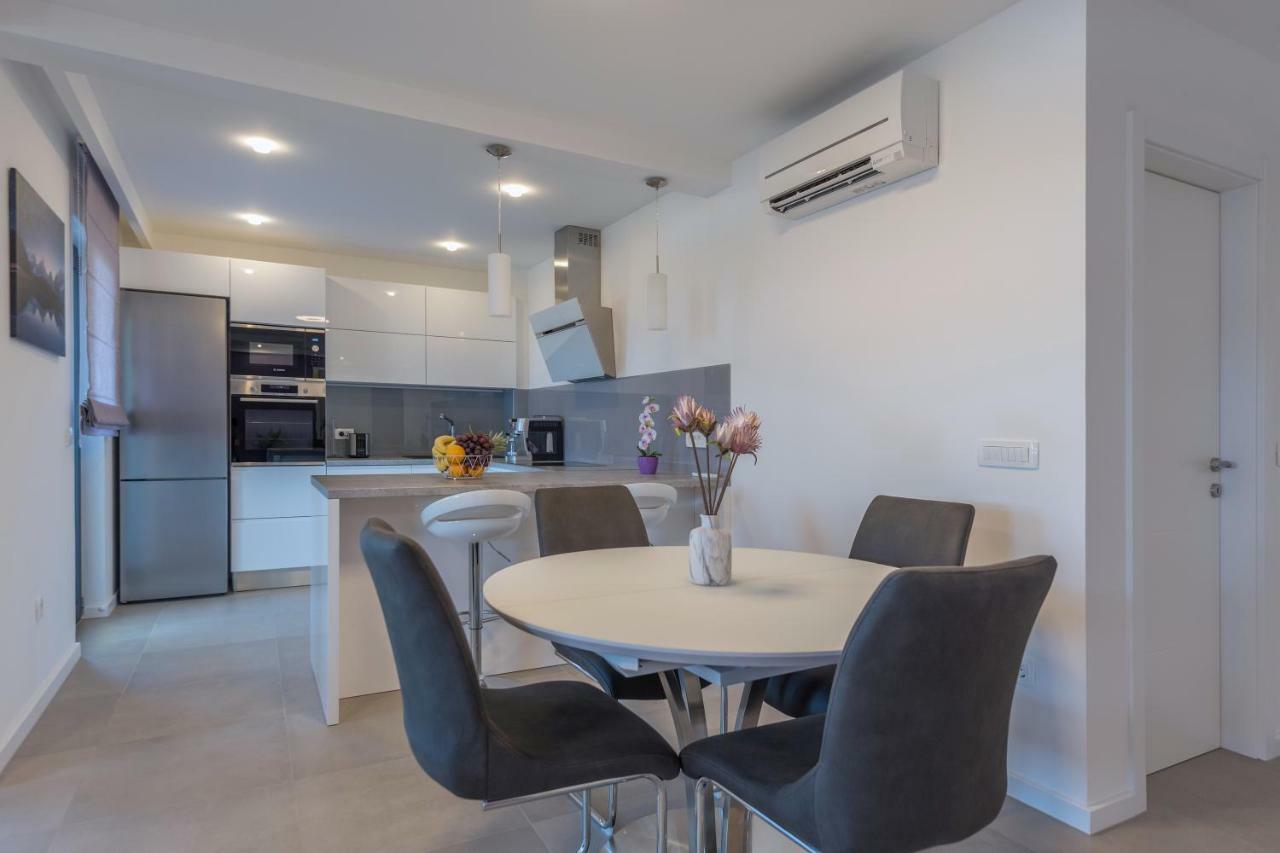 Villa Vid Apartments - Makarska Exklusiv Luaran gambar